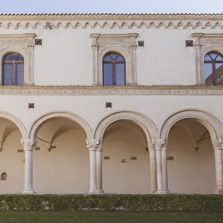 Foresteria Dell'Abbazia Montescaglioso Bagian luar foto